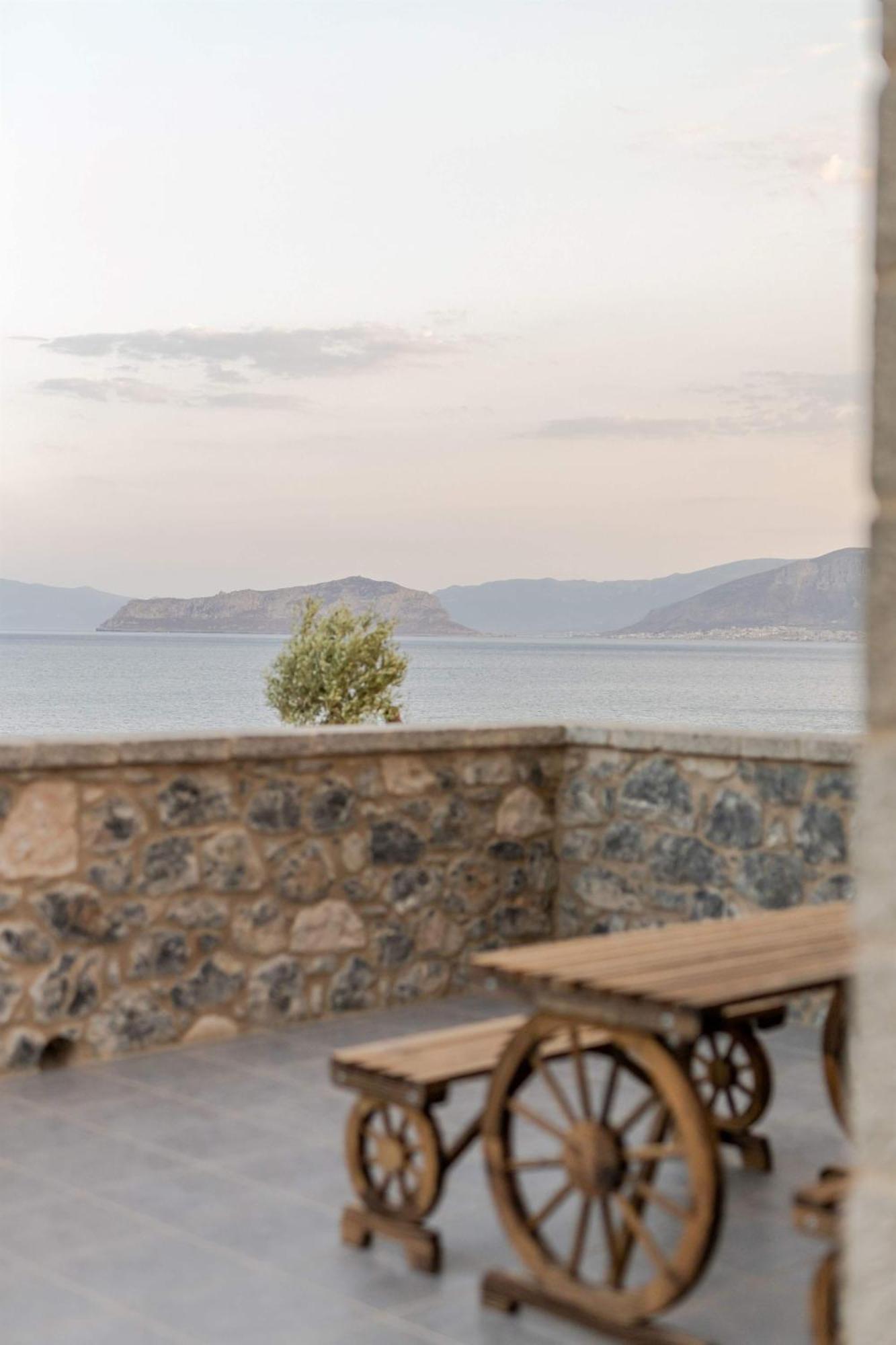 Katerina'S Villas - Monemvasia Beachfront Stone Paradise Eksteriør billede